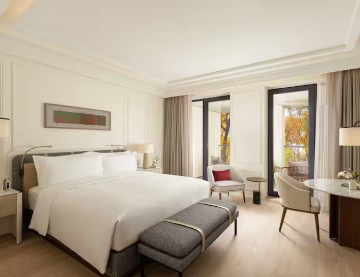 Deluxe 2-местный DBL с/б - Гостиница Waldorf Astoria Minsk / Уолдорф Астория Минск
