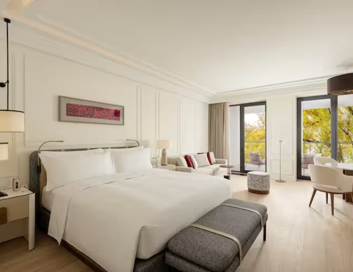 Junior Suite 2-местный с/б - Гостиница Waldorf Astoria Minsk / Уолдорф Астория Минск