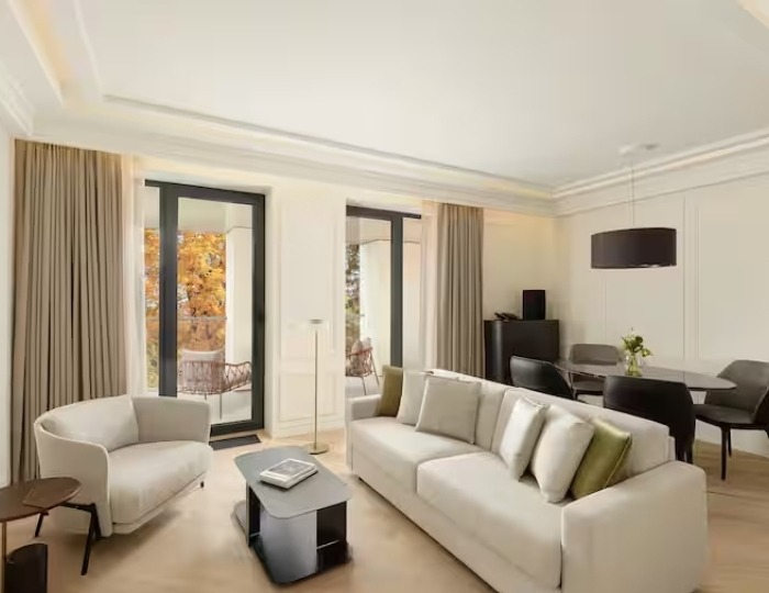 Premium 2-местный 2-комнатный Diplomat Suite - Гостиница Waldorf Astoria Minsk / Уолдорф Астория Минск