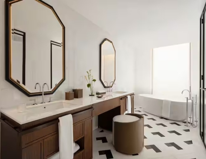 Premium 4-местный 3-комнатный Ambassador Suite - Гостиница Waldorf Astoria Minsk / Уолдорф Астория Минск